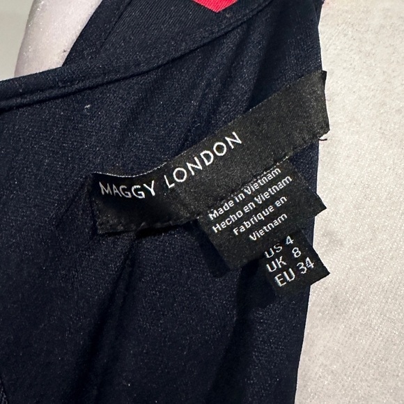 Colorful Striped workwear Dress size 4 - Picture 4 of 7